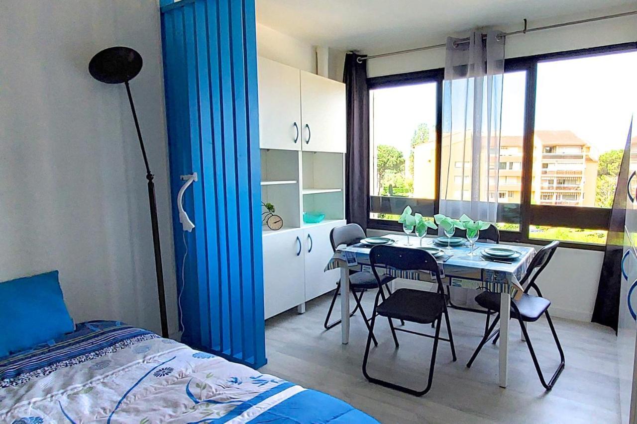 Hypercenter 27 M With Wifi And Shared Pool Apartment Frejus Luaran gambar