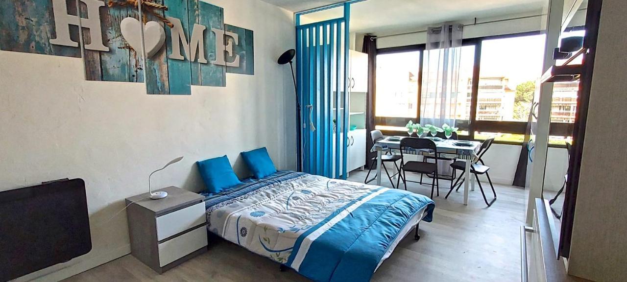 Hypercenter 27 M With Wifi And Shared Pool Apartment Frejus Luaran gambar